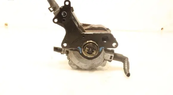 Volkswagen Jetta V Vacuum pump