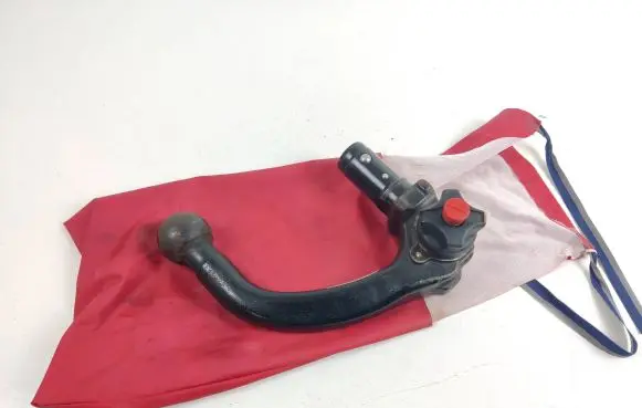 BMW 5 E60 E61 Detachable towbar 