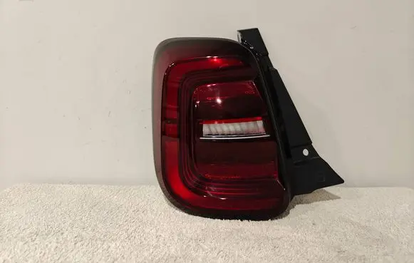 Fiat 500E Rear/tail lights 20270109 171300