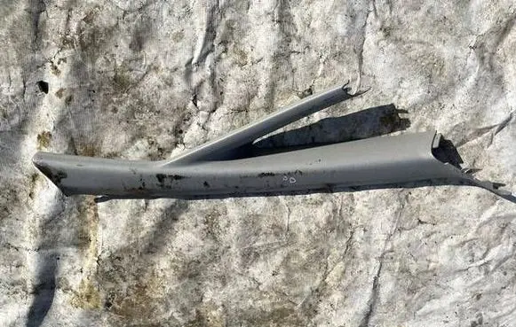 Toyota Corolla Verso E121 (C) pillar trim 