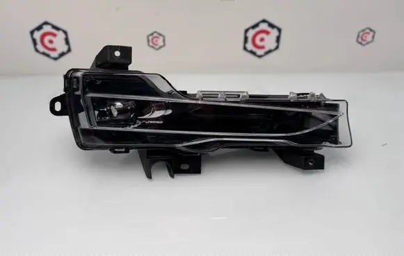 Tesla Model 3 Front fog light 1624798-00-A