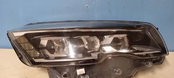 Peugeot 508 Headlight/headlamp 9807241680