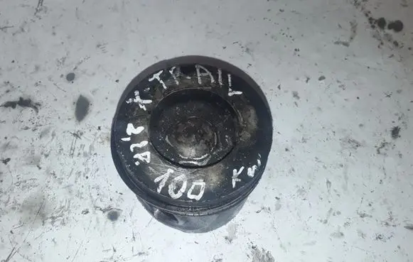 Nissan X-Trail T30 Piston NOCODE