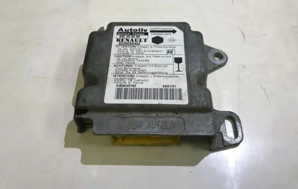 Renault Kangoo I Airbag control unit/module 8200098402 600589600
