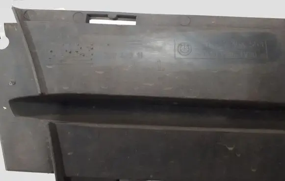 BMW 3 E90 E91 Front bumper lower grill 22944911