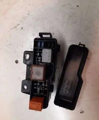 Toyota Avensis T250 Fuse box set 8386.p1