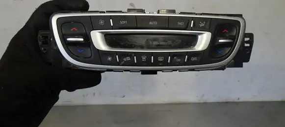 Renault Megane III Climate control unit 275100007R