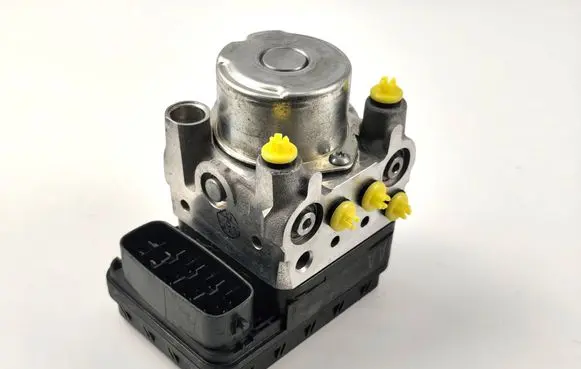 Suzuki Jimny ABS Pump 5610076J0 1338000250