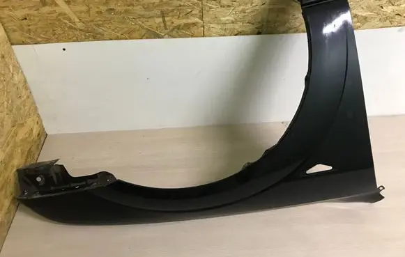 Ford Mondeo Mk III Fender