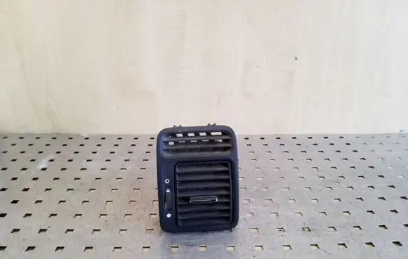 Honda CR-V Dashboard side air vent grill/cover trim 77640S9A00