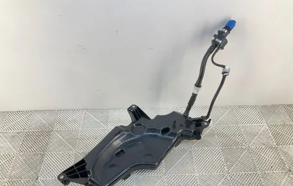 Skoda Karoq AdBlue liquid reservoir 5Q0131969E 5Q0131877R 5WA131877