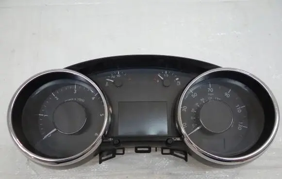 Speedometer (instrument cluster)
