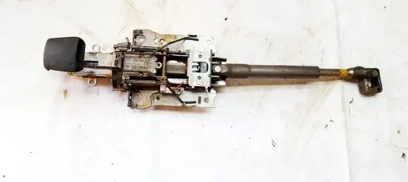 Volkswagen Touran I Steering wheel axle