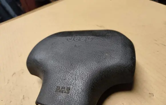 Jeep Grand Cherokee Steering wheel airbag P55314762