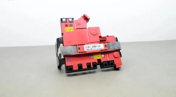 BMW 5 F10 F11 Fuse module 9240490