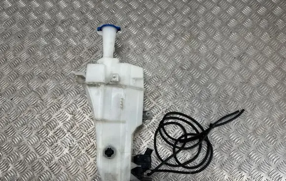 KIA Ceed Windshield washer fluid reservoir/tank 98610J7000