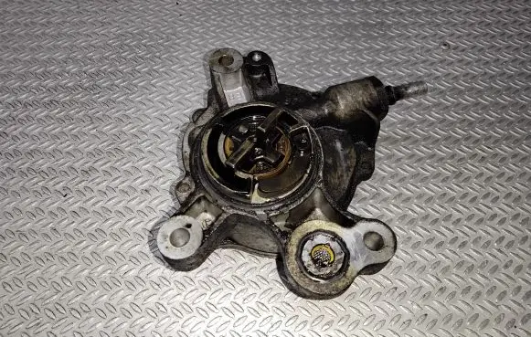 Volvo V50 Vacuum pump D1651B
