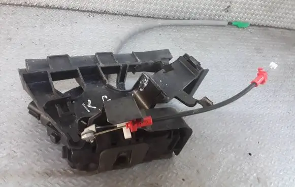 Ford Mondeo MK IV Rear door lock 6M2AR26413BC
