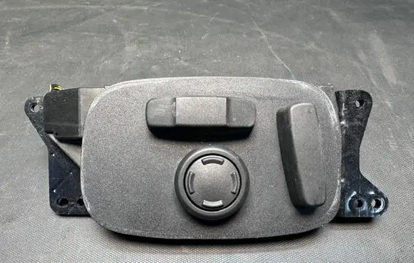 Land Rover Discovery Sport Seat control switch FK7214B566DB 10235705