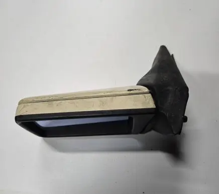 Front door electric wing mirror
