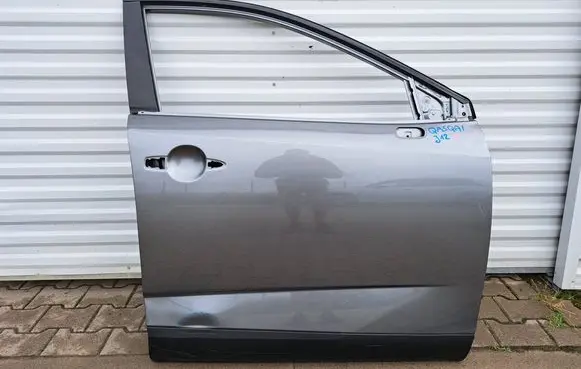 Nissan Qashqai J12 Front door