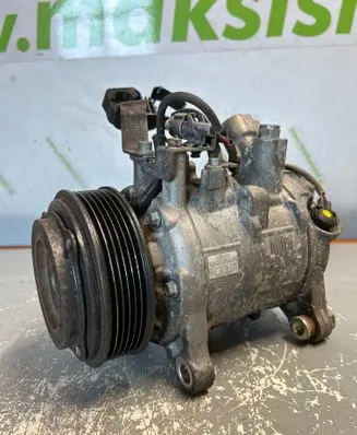 BMW 5 F10 F11 Air conditioning (A/C) compressor (pump) 922369403