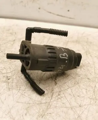 Audi A4 S4 B7 8E 8H Windscreen/windshield washer pump 1T0955651A 000037