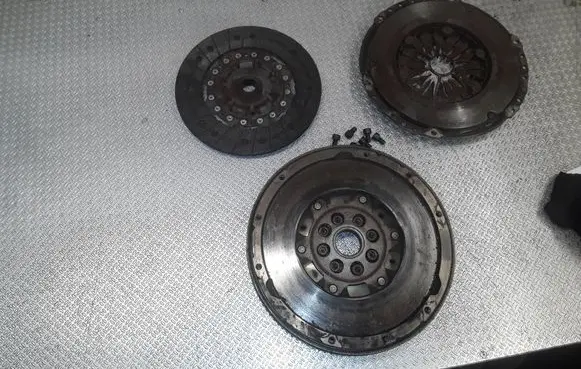 Volvo V50 Clutch set kit 8V416477DA 6M517550D1A