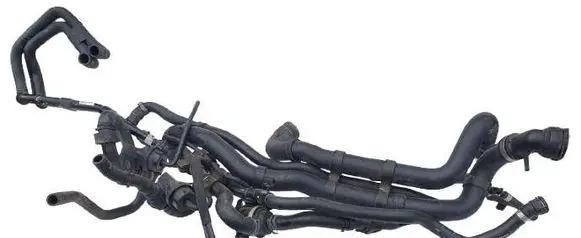 Volkswagen Touareg II Engine coolant pipe/hose 7P0121070AC