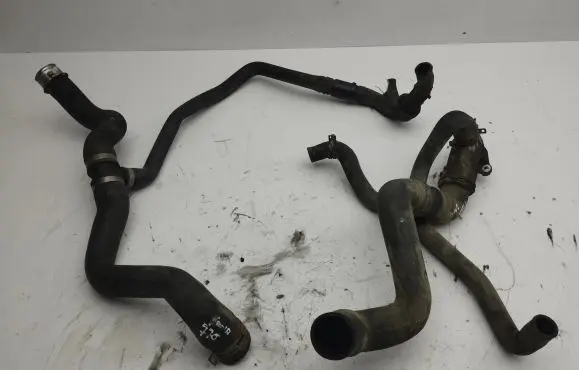 Mercedes-Benz ML W164 Engine coolant pipe/hose