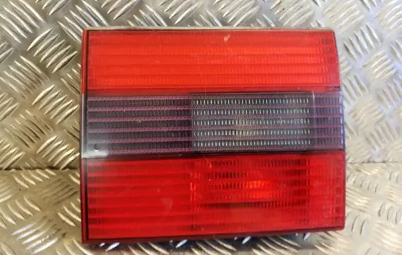 Volkswagen PASSAT B4 Tailgate rear/tail lights 3A9945107B 3A9945259