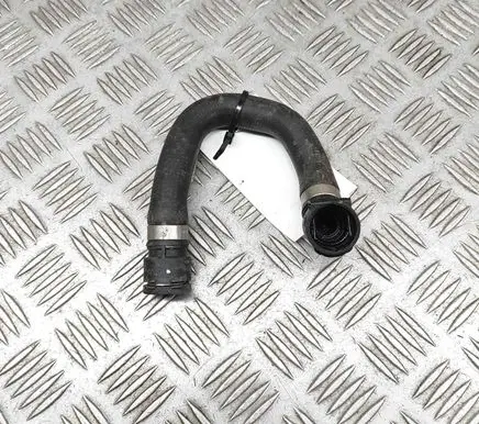 BMW iX1 Engine coolant pipe/hose 8846755