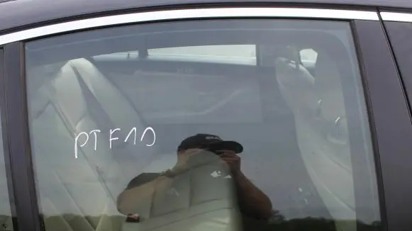 BMW M5 Sliding door window/glass 