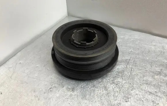 BMW 5 E60 E61 Crankshaft pulley 7793882