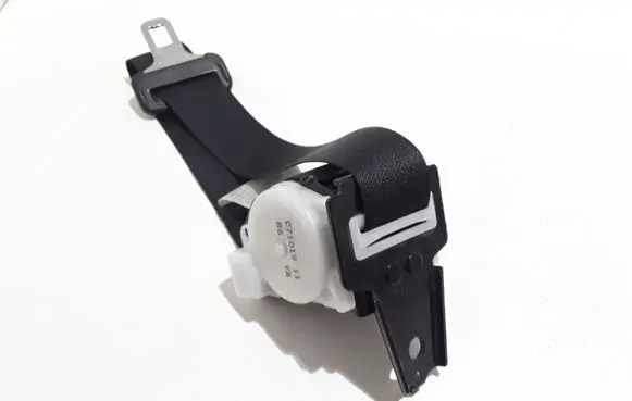 Mazda 3 II Rear seatbelt C7021G0634