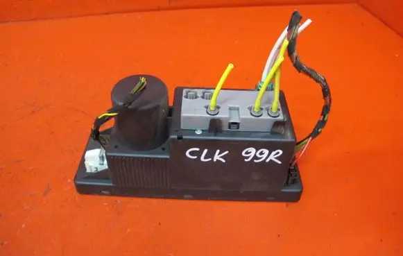 Mercedes-Benz CLK A208 C208 Door central lock control unit/module 2108001448 0132006360