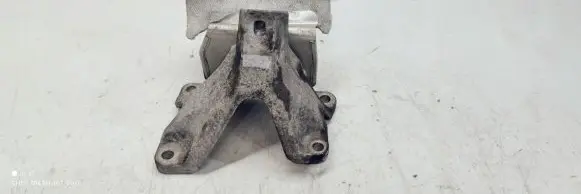 Audi A4 S4 B8 8K Engine mounting bracket 8K0199307BG