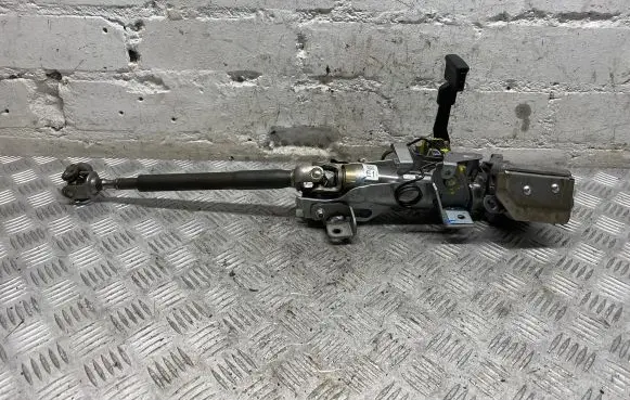Steering wheel axle set
