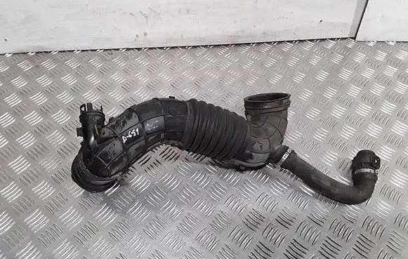 BMW 3 F30 F35 F31 Air intake hose/pipe 586509 7810745