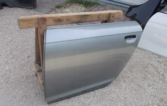 Audi A6 S6 C6 4F Front door