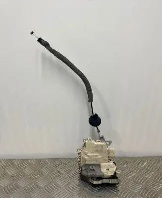 Audi A6 C7 Front door lock 8J1837016D