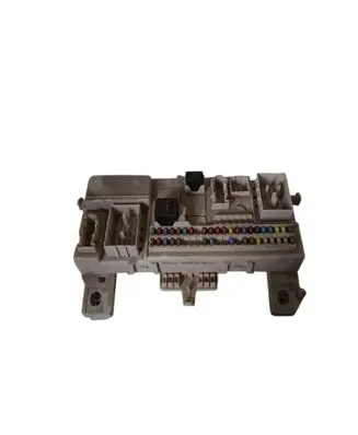 Volvo V50 Fuse module 30765015