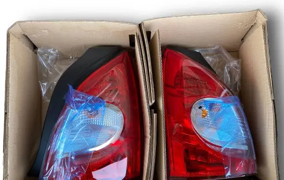 Renault Twingo II Rear/tail lights 265550521R 265502963R