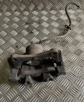 Toyota Corolla Verso AR10 Front brake caliper