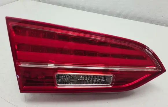 Hyundai Santa Fe Tailgate rear/tail lights 924052W1 924052W130 924052W030