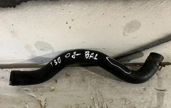 Hyundai i30 Engine coolant pipe/hose 973121M100