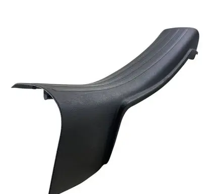 Jeep Cherokee Rear sill trim cover 1UD22DX9AC 1UD22TRMAC 53252647