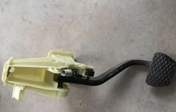 BMW X3 F25 Brake pedal 6787363
