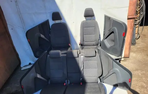 Volkswagen Tiguan Seat set 