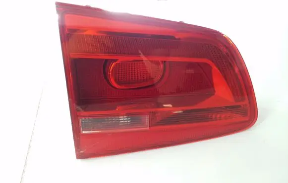 Volkswagen Touran II Tailgate rear/tail lights 1T0945093